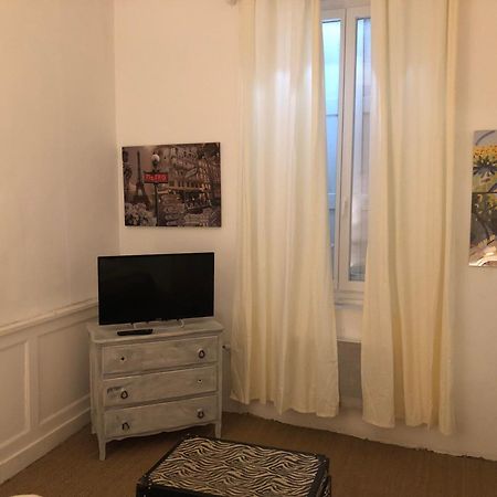 Appartamento Victor HUGO 1G et sa pizza offerte Aurillac Esterno foto