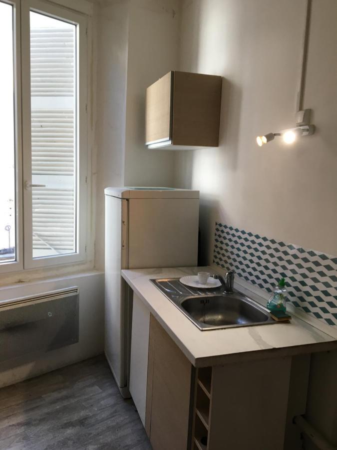 Appartamento Victor HUGO 1G et sa pizza offerte Aurillac Esterno foto